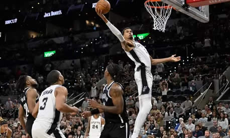 2025年10月27日 NBA常规赛 篮网vs马刺 高清录像回放