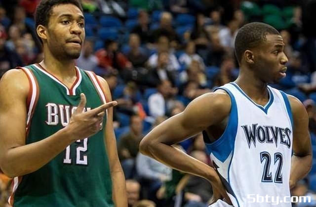 昔日天才榜眼加盟巴塞罗那男篮,曾被赞詹皇阿杜结合体,NBA生涯恐终结