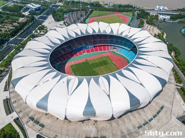 杭州亚运会10月7日比赛看点：女排精锐尽出志在夺冠，国羽冲四金