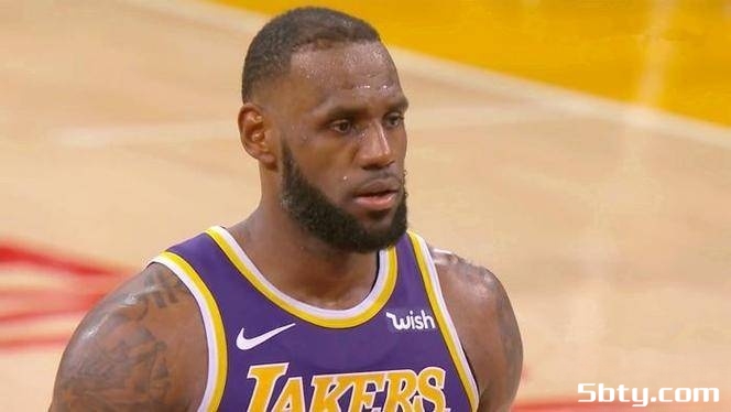詹姆斯谈NBA历史前五,自排第一乔丹屈居第二,科比没入选遭质疑