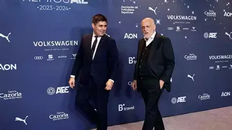 西甲海外赛引爆更衣室危机！球员工会紧急召集队长会议反对迈阿密计划