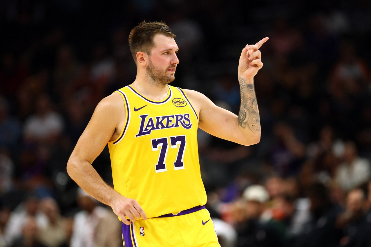 NBA／唐西奇热身赛终于上场 轰25分湖人却被逆转